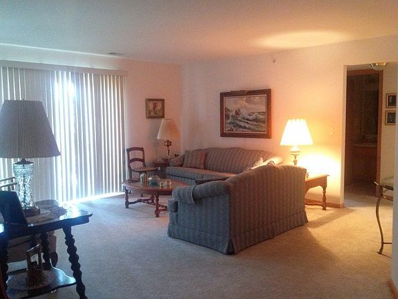 3rd image of 9410 Melvina Ave APT 3SW