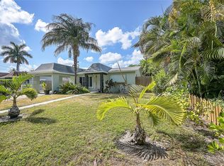 5340 SW 11th St, Margate, FL 33068