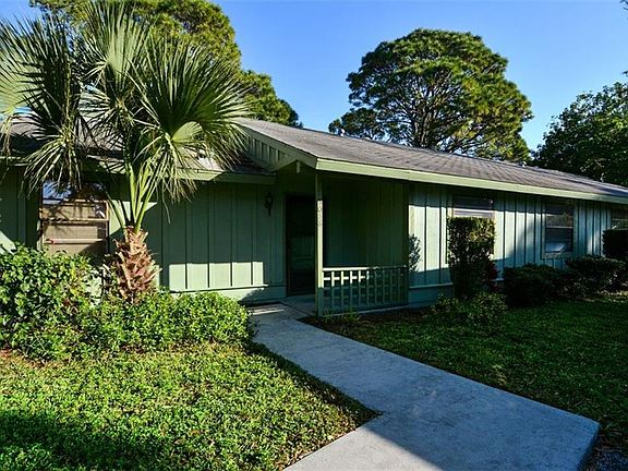 3rd image of 5058 Barrington Cir #2601