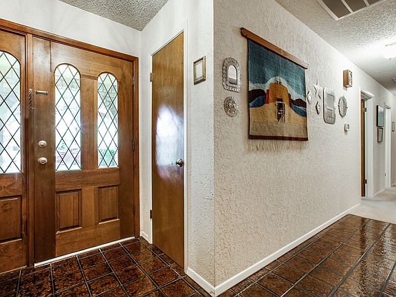 4th image of 6417 Heidelburg Ct