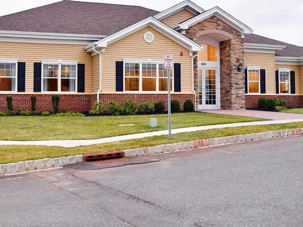 822 Strassle Way, South Plainfield, NJ