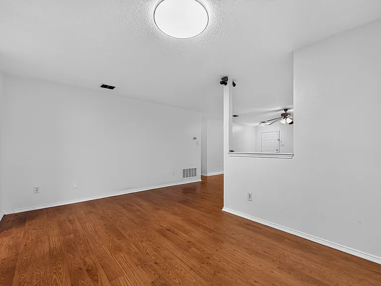 5416 Temecula Rd — Photo 9