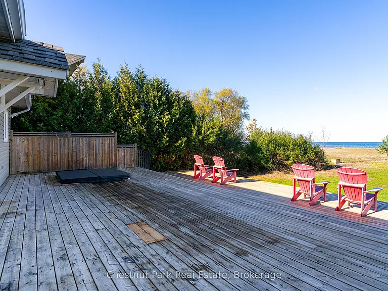 35 Saint Clair St — Photo 9