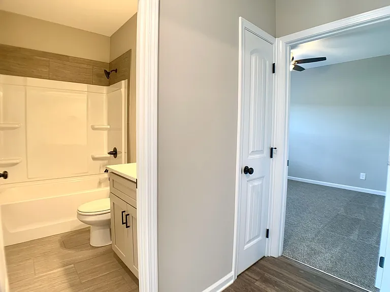 421 Ayden Ln — Photo 24