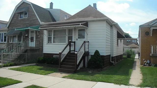 3629 W 57th Pl photo 1