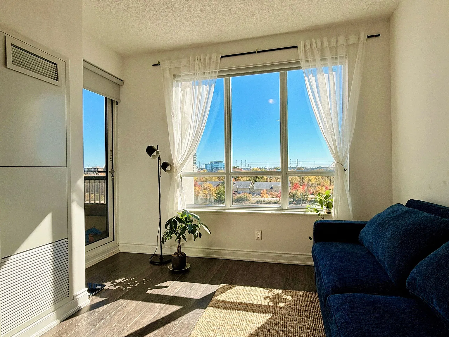 2 bed, $2,450 — Photo 1