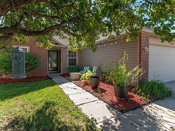 3rd image of 7941 Begonia Ct