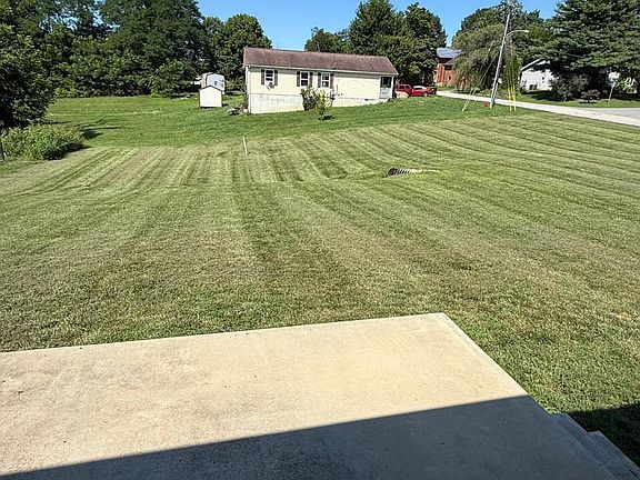 5th image of 22 Temple Dr