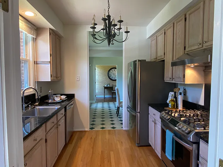 3211 Lochinvar Dr — Photo 3