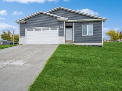 1120 Quarry Ave SW, Cedar Rapids, IA, 52404