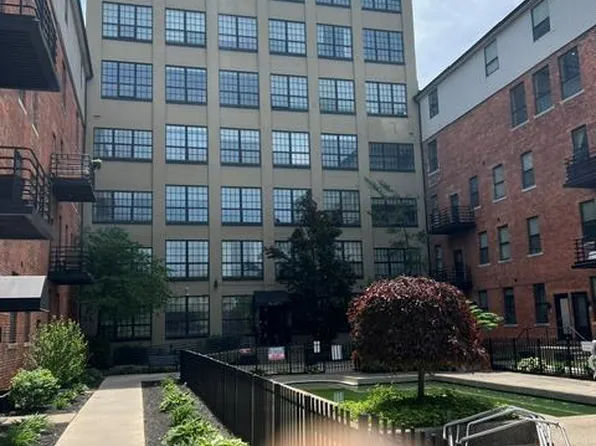 6533 E Jefferson Ave APT 330E, Detroit, MI 48207