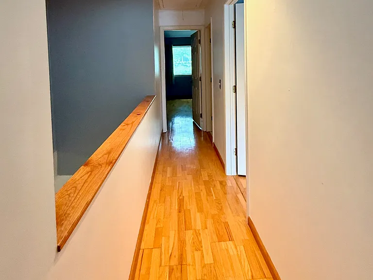 107 Glen Side E — Photo 13