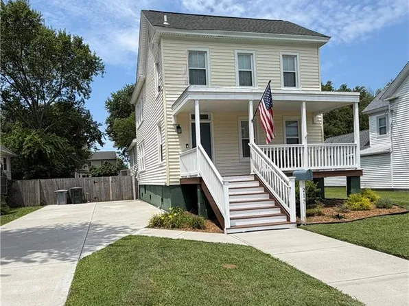 213 Beach Rd, Hampton, VA 23664
