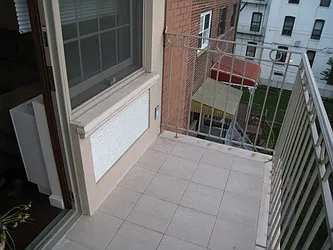 Rented by Alexiou Realty