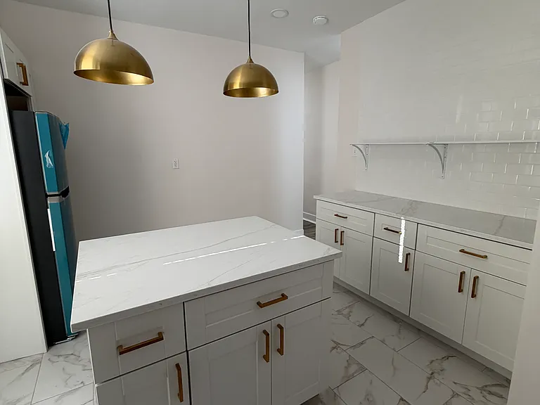 5758 Cedar Ave #1 — Photo 6