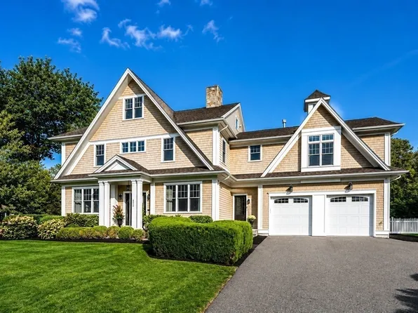 175 Schoolmaster Ln, Dedham, MA 02026