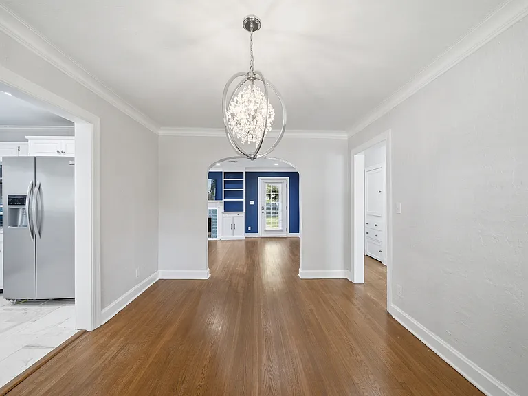 1240 S Birmingham Ave — Photo 11