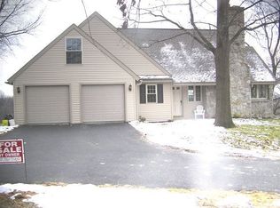 22 Briarcliff Rd, Elizabethtown, PA 17022