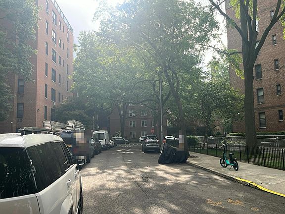 4th image of 139-15 83rd Ave APT 519