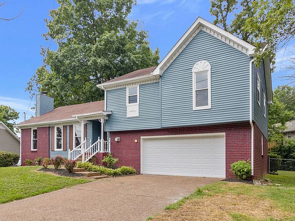3rd image of 3405 Country Ridge Dr