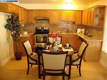 4th image of 30917 Periwinkle Dr