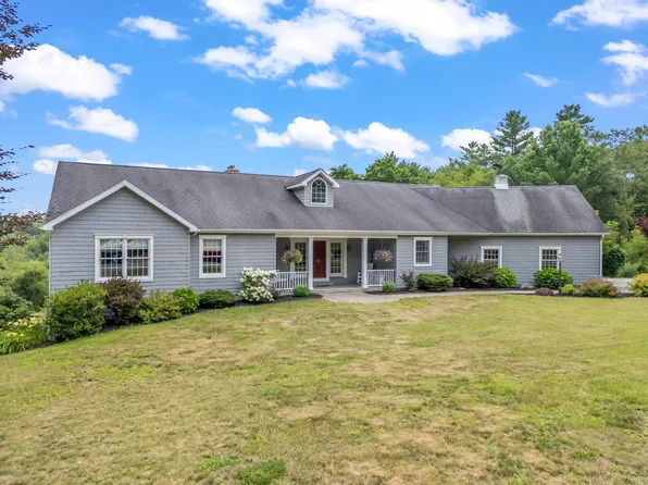 27 Rejane Avenue, Lewiston, ME 04240