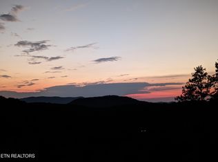 125 Indian Ridge Dr, Tellico Plains, TN 37385