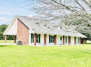 38 Wyatt Ln, Picayune, MS 39466