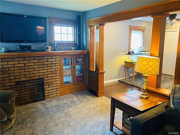 3rd image of 126 Villa Ave