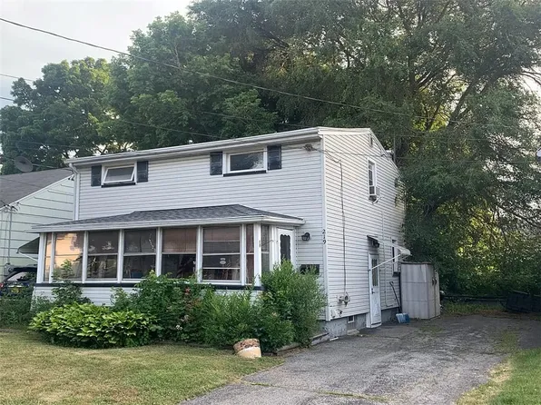 219 W Ivy St, East Rochester, NY 14445