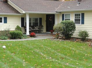 102 Hattie Ct, Middletown, NJ 07748