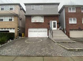 412 7th St, Fairview, NJ 07022