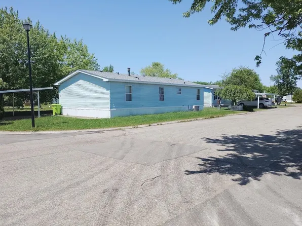 112 Rebellion Dr, Flint, MI 48507