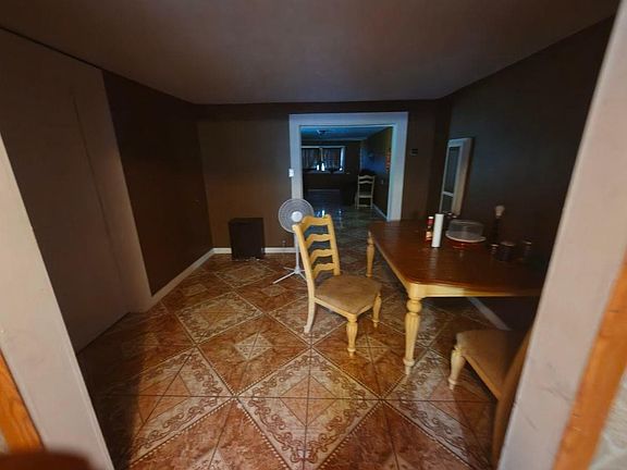 5th image of 1155 Dogwood Dr