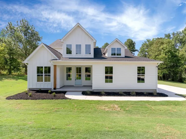 293 Pine Hills Rd, Woodruff, SC 29388