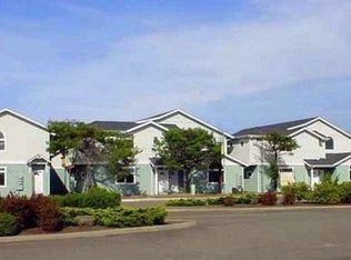 1703 30th St, Florence, OR 97439