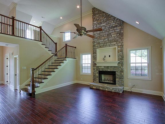 3rd image of 422 Turkey Cove Ln