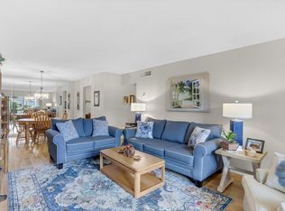 9810 Pineapple Tree Dr APT 111, Boynton Beach, FL 33436