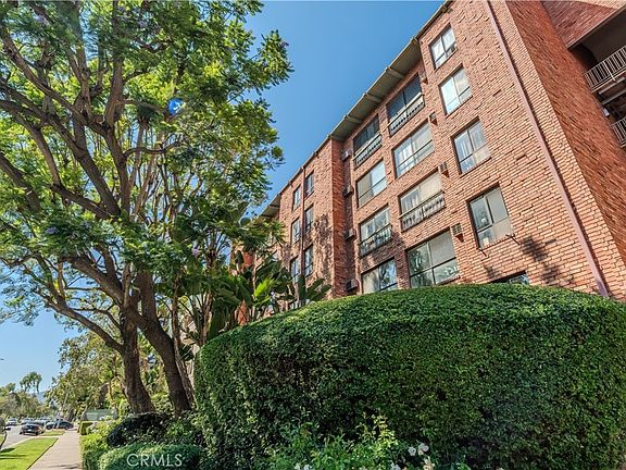 2nd image of 1440 Veteran Ave APT 258