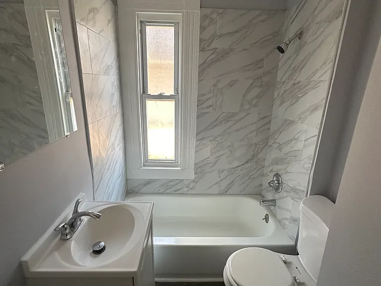 165 Starr St #2A — Photo 32