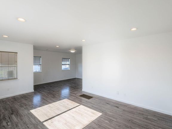5th image of 1601 79th Ave