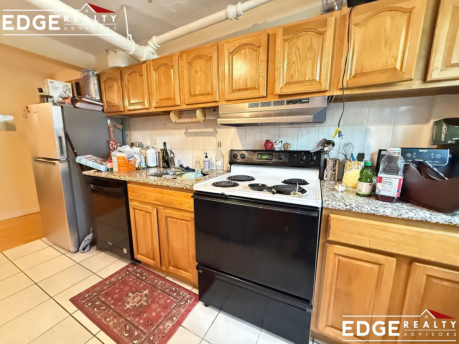 1 bed, 1.0 bath, $1,800 — Photo 2