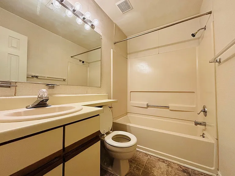 401 E Berryfield Ln — Photo 13