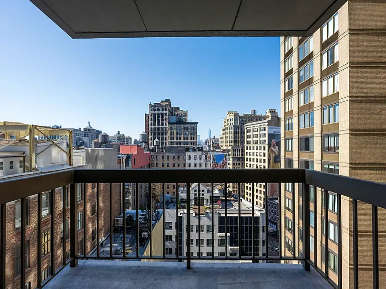 5 E 22nd St #19 — Photo 6