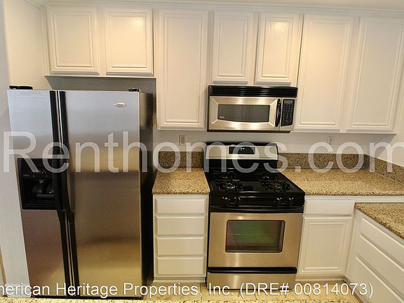 5th image of 3752-106 Mykonos Ln