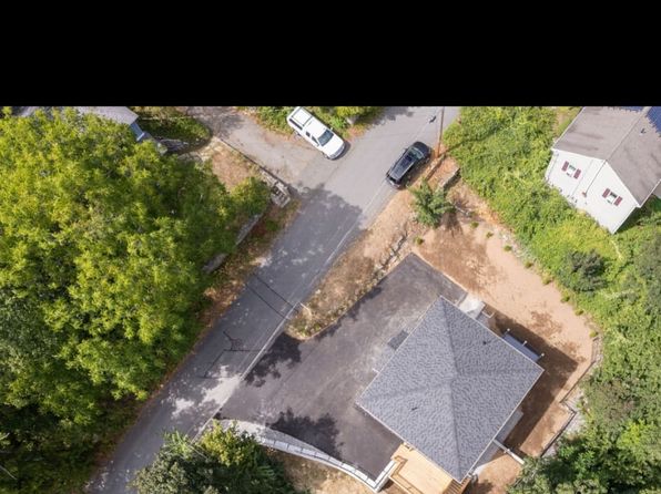 36 Summit St