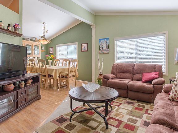 4th image of 24425 Woosley Canyon #172