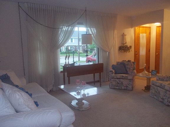 Living Room w/ Bay Window