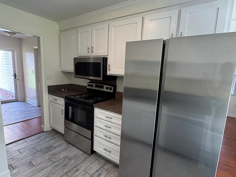 106 Cambell Ct — Photo 10