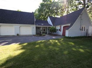 923 Ruddiman Dr, Muskegon, MI 49445